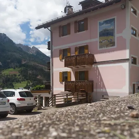 Guest house Garni Miravalle 3*